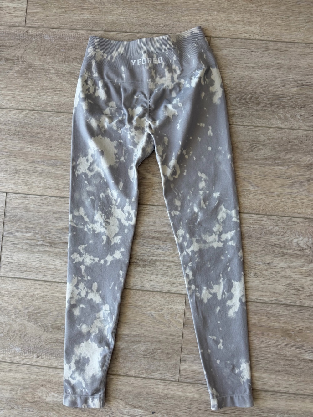 Yeoreo Gray Tie-Dye leggings